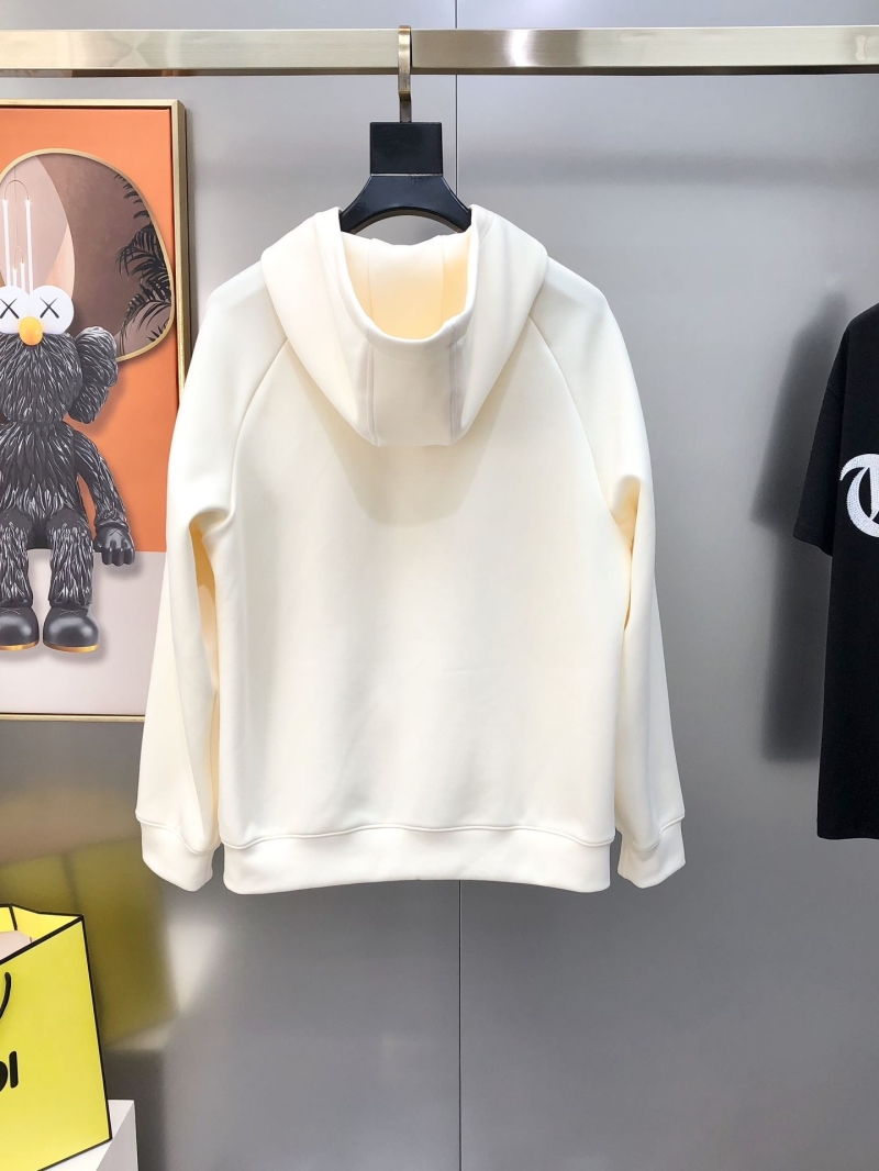 Pra*a outwear
